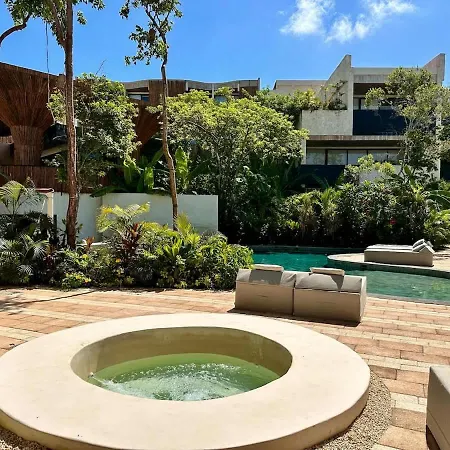 Relaxing Lakeside Retreat Pool, Hot Tub Y Patio